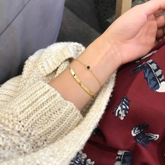 Jewelry - LAST Chic Designed Gold Double Chain Bracelet